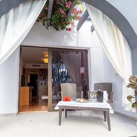 R2 Romantic Fantasia Suites & Dreams - Adults Only Tarajalejo Exteriör bild